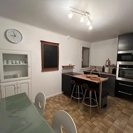 Agreable Maison De Village Avec Terrasse Vinca Dış mekan fotoğraf