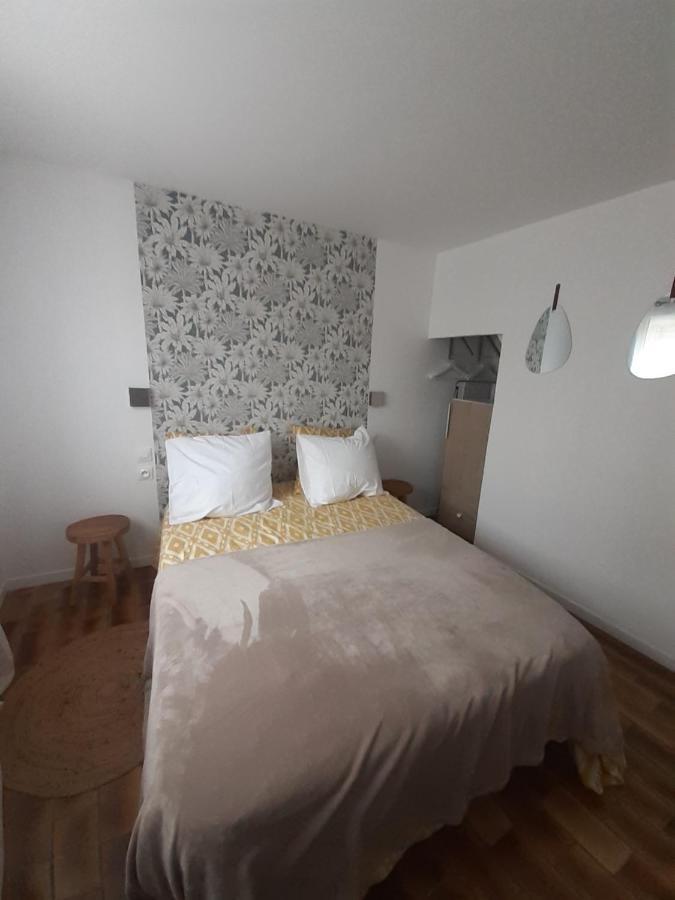 Agreable Maison De Village Avec Terrasse Vinca Dış mekan fotoğraf