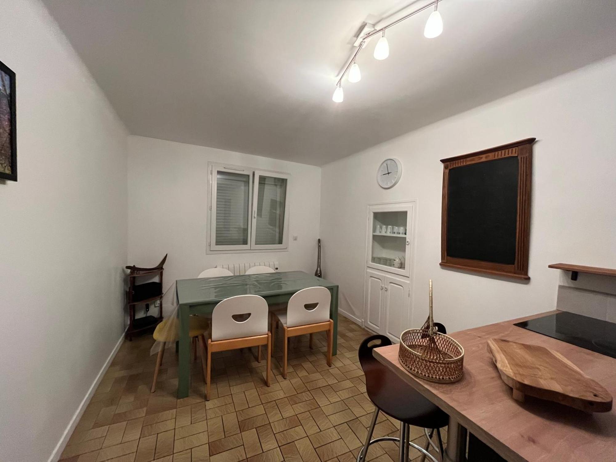Agreable Maison De Village Avec Terrasse Vinca Dış mekan fotoğraf
